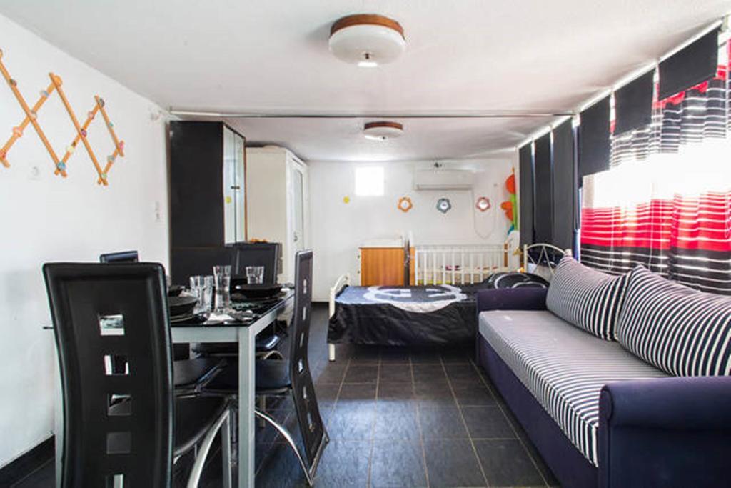 Wavedance Accommodation サラミス エクステリア 写真