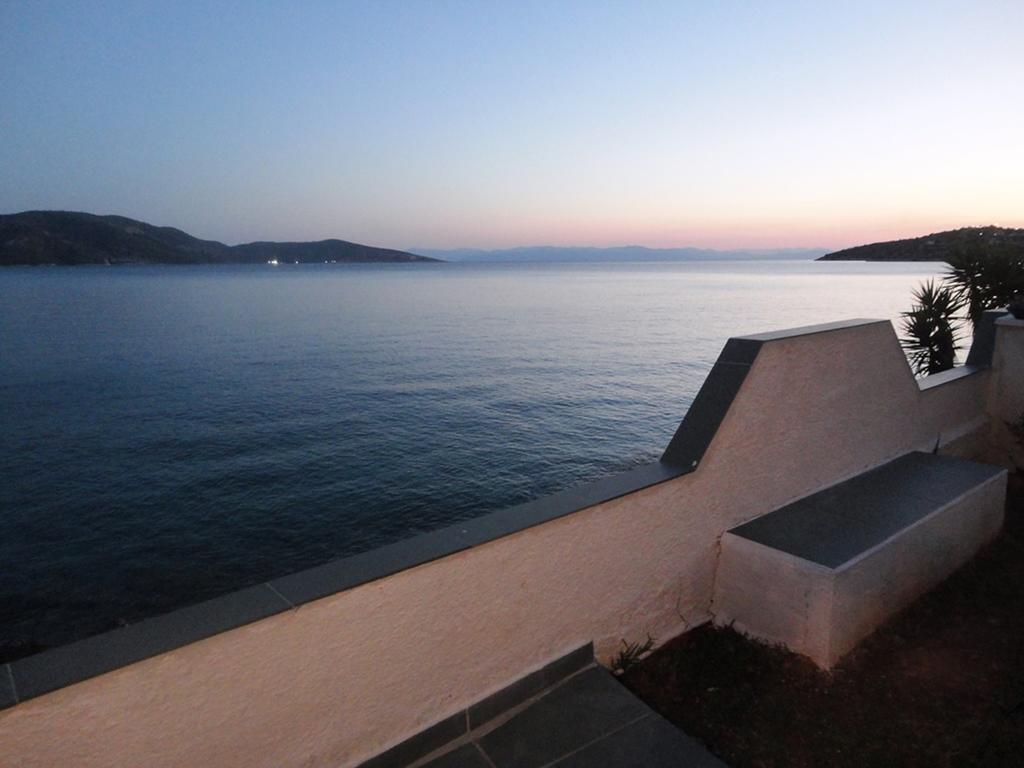 Wavedance Accommodation サラミス エクステリア 写真